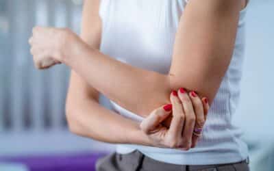 Waarom wordt de pijn aan mijn tenniselleboog steeds erger?