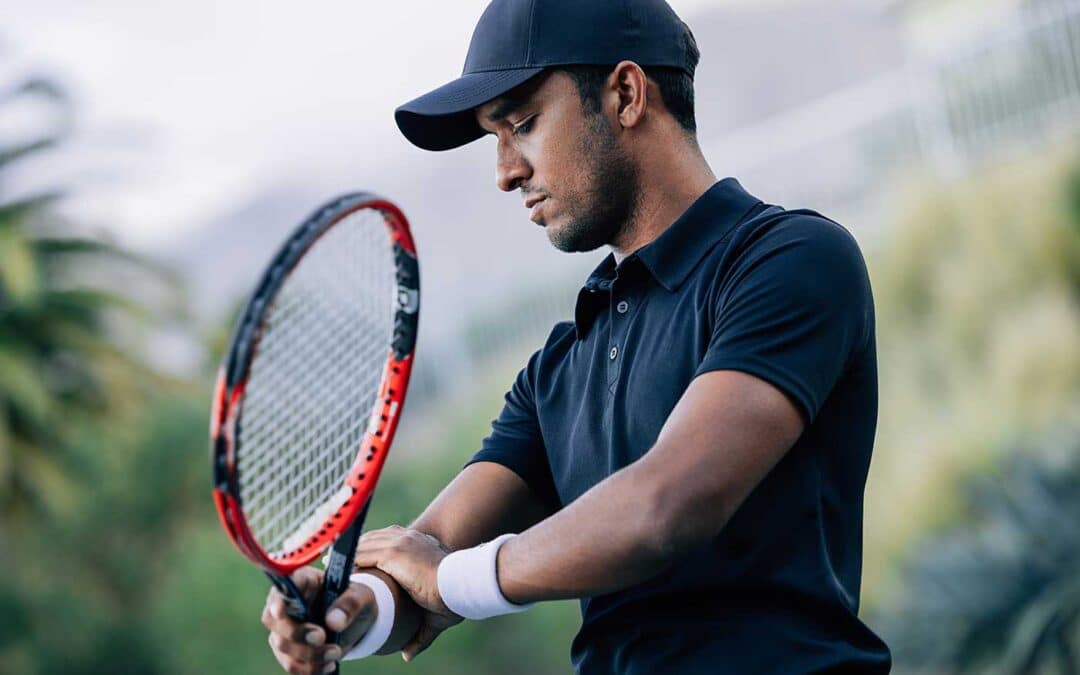 De pijn door mijn tennisarm wordt steeds erger, wat kan ik doen?