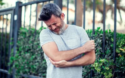 Moet ik geopereerd worden als ik lang last heb van mijn tenniselleboog